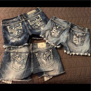 1 Rock Revival / 2 Miss Me Short LOT OF 3, 32 easy fit, 34 regular